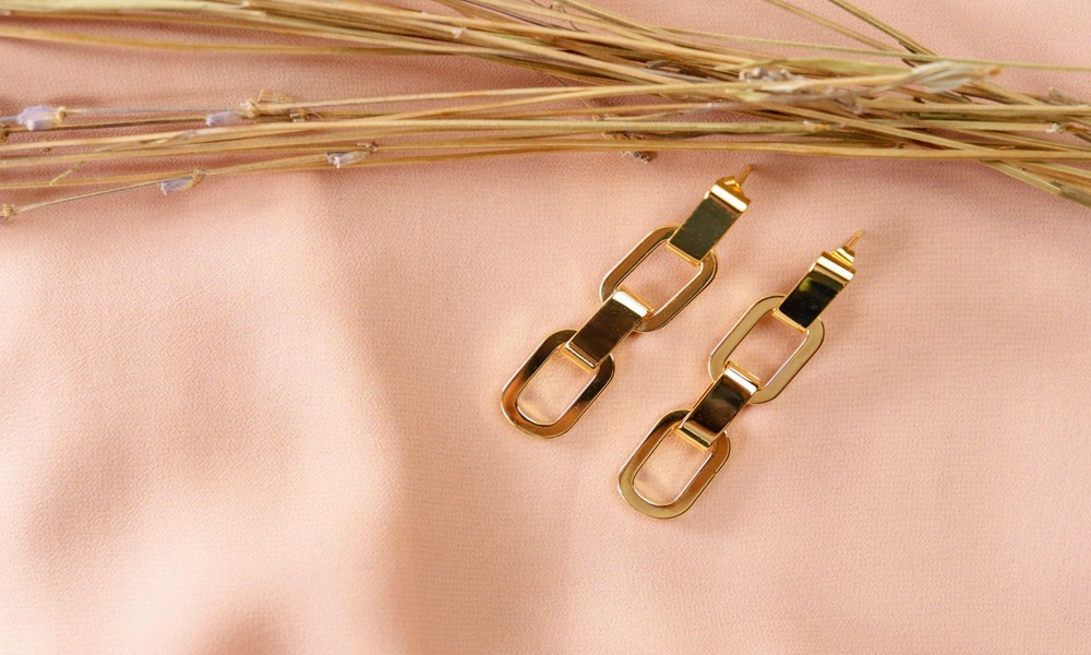 5 Signs Your Rose Gold Jewellery Is Not Actually Waterproof